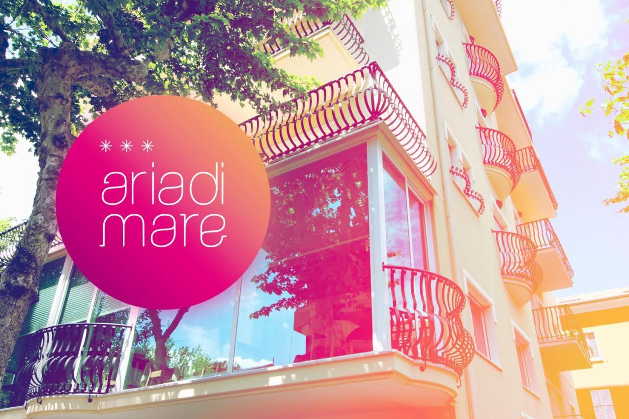 Hotel Aria Di Mare - Bed & Brunch In Centro A Riccione Exterior foto